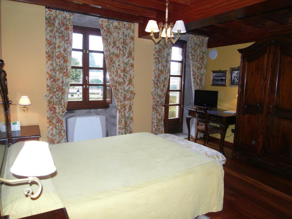 Pazo De Adran Hotel Milladoiro Kamer foto